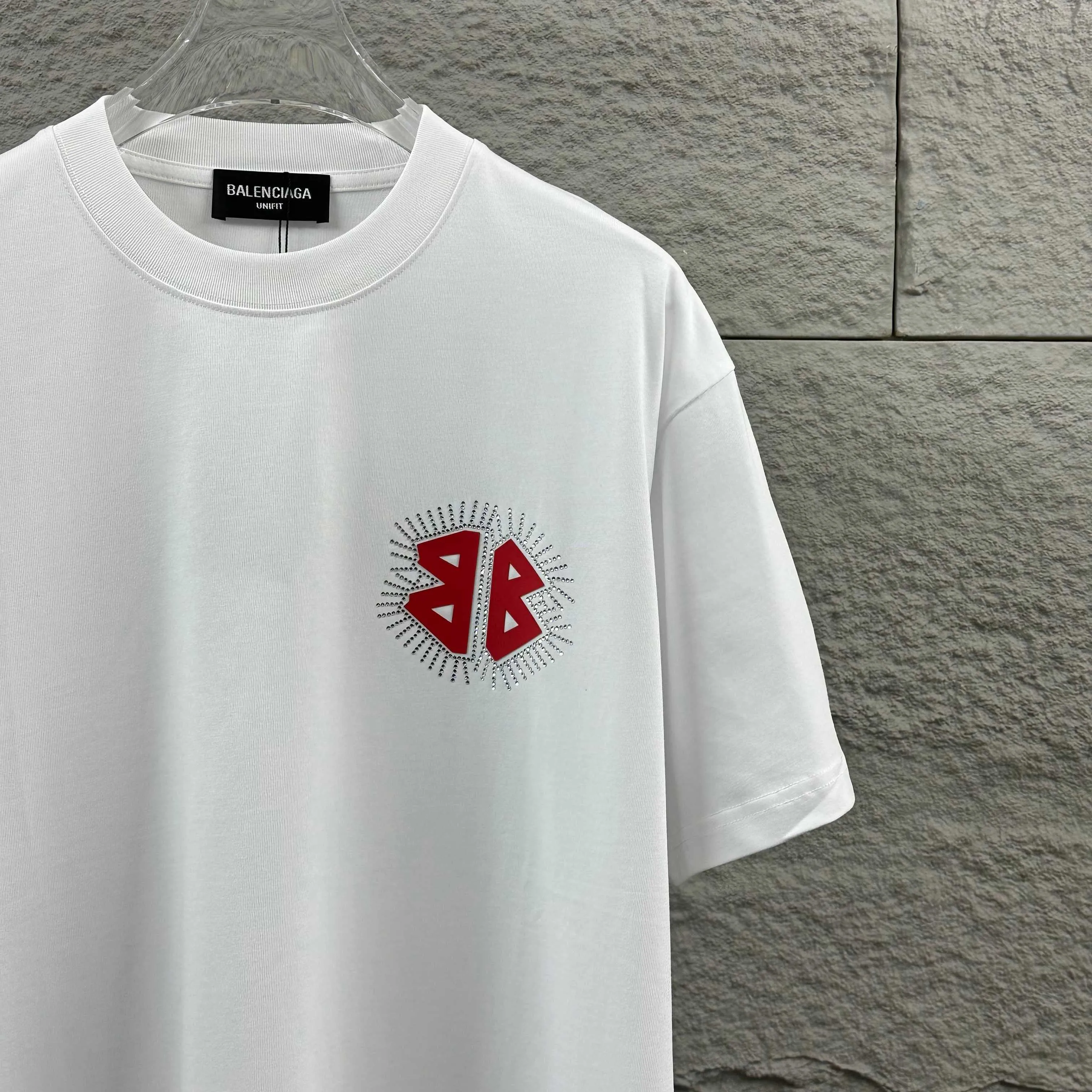 Balenciaga* * New Arrival t Classic + Same Style ：Black White Size： S （90-130 ） M （120-150 ） L （140-165 ） XL （160-180 ） XXL （180-210 ）